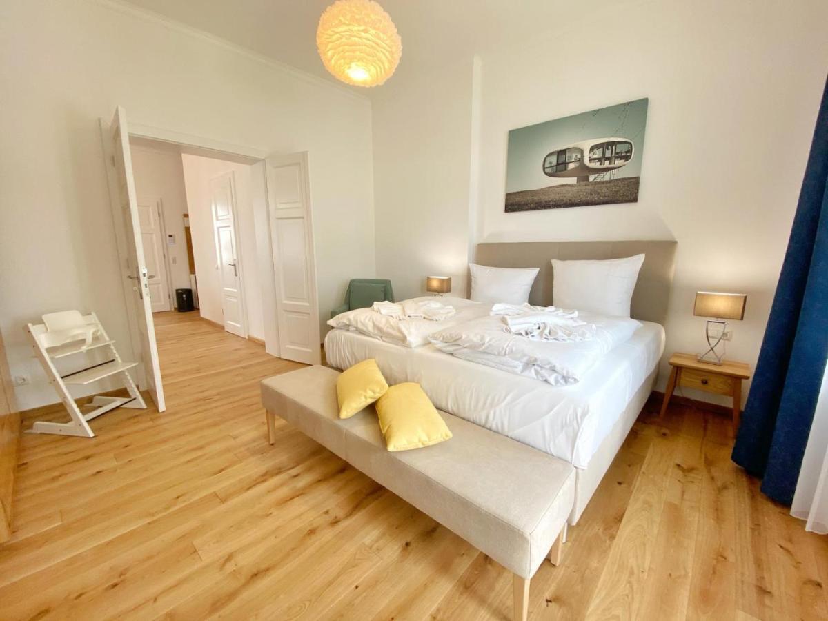 Villa Jenny - Ferienappartement 1 Mit Meerblick ซาสนิทซ์ ภายนอก รูปภาพ